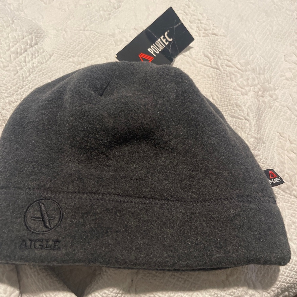 Aigle Polartec Charcoal Fleece Hat New with tags